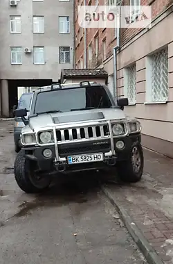 Hummer H3 2006 - пробег 235 тыс. км