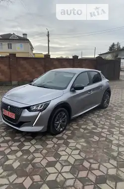 Peugeot e-208 2023 - пробіг 4 тис. км