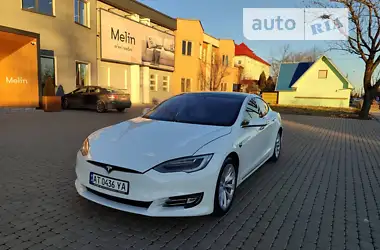 Tesla Model S 2017 - пробіг 125 тис. км