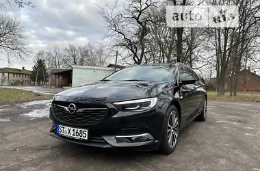 Opel Insignia 2018 - пробіг 240 тис. км