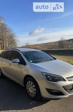 Opel Astra 2015 - пробег 157 тыс. км