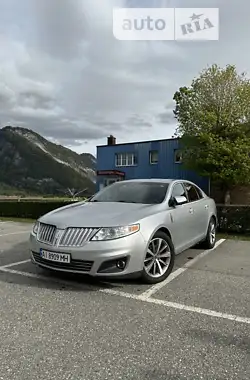 Lincoln MKS 3.7 L V6 2011 - пробег 155 тыс. км