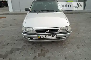 Opel Astra 1998 - пробег 465 тыс. км