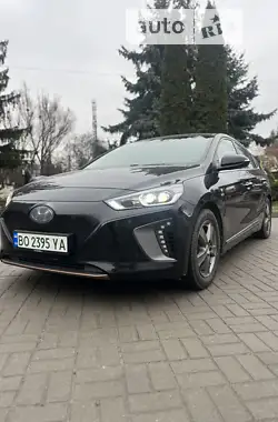 Hyundai Ioniq 2017 - пробіг 102 тис. км