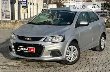 Chevrolet Sonic 2017 - пробег 87 тыс. км