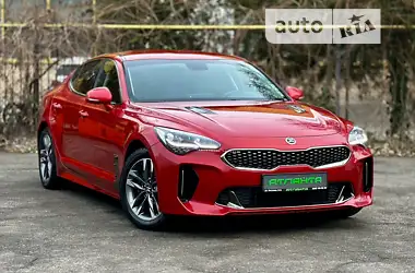 Kia Stinger 2018 - пробег 56 тыс. км