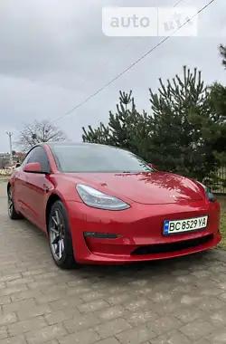 Tesla Model 3  2021 - пробіг 88 тис. км