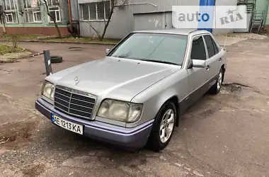 Mercedes-Benz E-Class 1995 - пробег 347 тыс. км