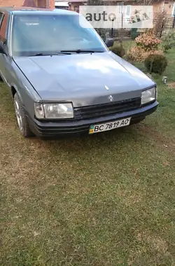 Renault 21  1987 - пробег 300 тыс. км