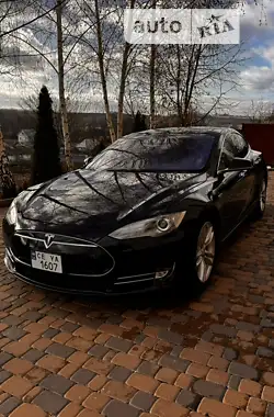 Tesla Model S  2013 - пробіг 153 тис. км