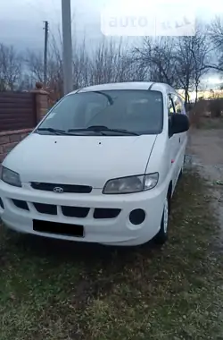 Hyundai H 200 1999 - пробіг 209 тис. км