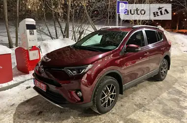 Toyota RAV4 2017 - пробіг 46 тис. км