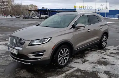 Lincoln MKC 2019 - пробіг 45 тис. км