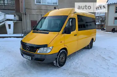 Mercedes-Benz Sprinter 2000 - пробег 793 тыс. км