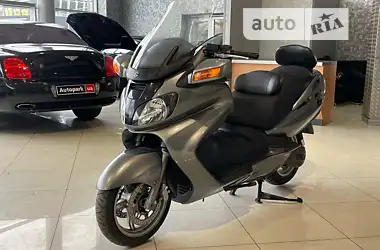 Suzuki SkyWave 650 2002 - пробег 30 тыс. км