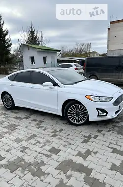 Ford Fusion 2018 - пробег 119 тыс. км