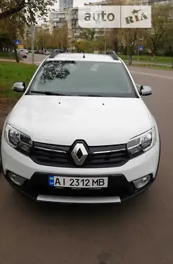 Renault Sandero 2020 - пробег 93 тыс. км