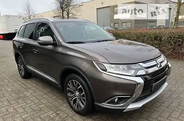 Mitsubishi Outlander 2018 - пробіг 92 тис. км