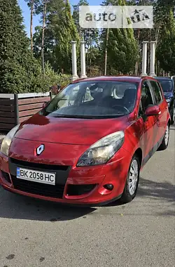 Renault Scenic 2009 - пробіг 207 тис. км