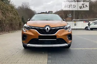 Renault Captur 2021 - пробег 60 тыс. км