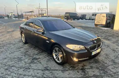 BMW 5 Series 2012 - пробег 322 тыс. км