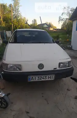 Volkswagen Passat 1992 - пробіг 385 тис. км
