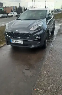 Kia Sportage 2021 - пробег 15 тыс. км