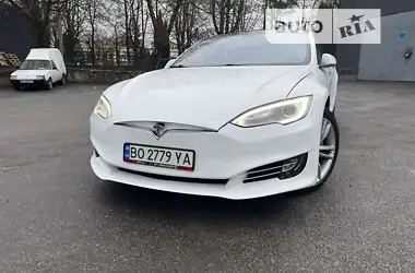 Tesla Model S 2014 - пробіг 170 тис. км