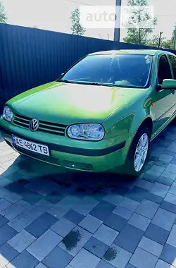 Volkswagen Golf 1998 - пробіг 122 тис. км