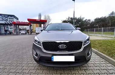 Kia Sorento 2016 - пробег 100 тыс. км