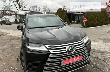 Lexus LX 2023 - пробег 5 тыс. км