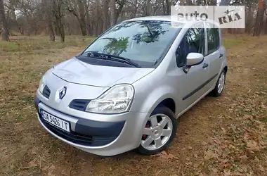 Renault Modus 2008 - пробег 295 тыс. км