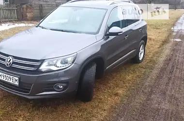 Volkswagen Tiguan 2013 - пробіг 274 тис. км