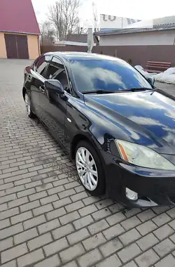 Lexus IS 2008 - пробіг 233 тис. км