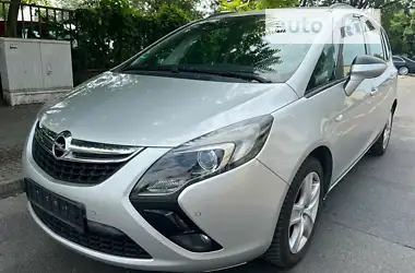 Opel Zafira Tourer 2013 - пробіг 305 тис. км