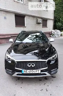 Infiniti QX30  2016 - пробег 57 тыс. км