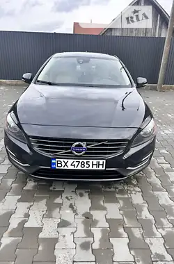 Volvo S60 2015 - пробіг 93 тис. км