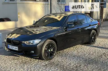 BMW 3 Series 2015 - пробіг 99 тис. км