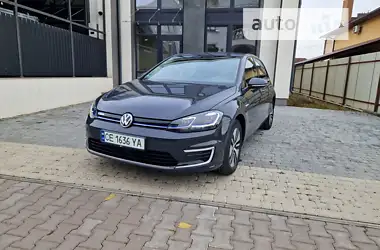 Volkswagen e-Golf 2020 - пробег 35 тыс. км
