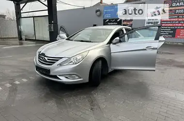 Hyundai Sonata 2013 - пробіг 150 тис. км