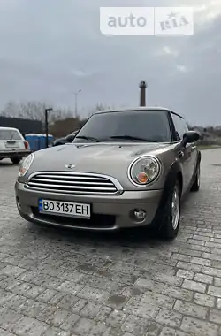 MINI Hatch 2011 - пробіг 206 тис. км