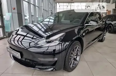 Tesla Model 3 2018 - пробіг 62 тис. км