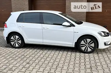 Volkswagen e-Golf  2019 - пробіг 44 тис. км