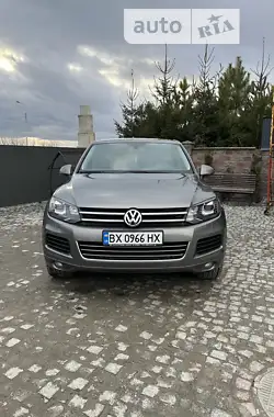 Volkswagen Touareg 2011 - пробіг 296 тис. км