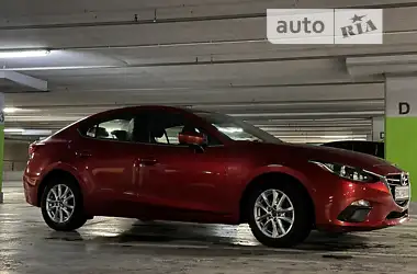 Mazda 3  2016 - пробіг 100 тис. км