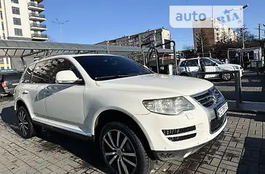 Volkswagen Touareg 2009 - пробіг 285 тис. км