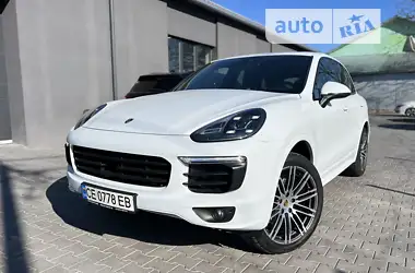 Porsche Cayenne 2017 - пробіг 108 тис. км