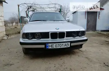 BMW 5 Series 1993 - пробіг 500 тис. км