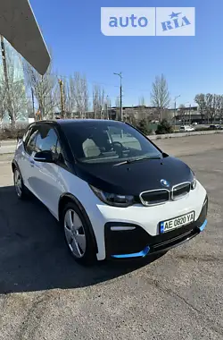 BMW i3S 2021 - пробіг 25 тис. км