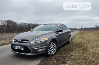 Ford Mondeo 2012 - пробег 210 тыс. км